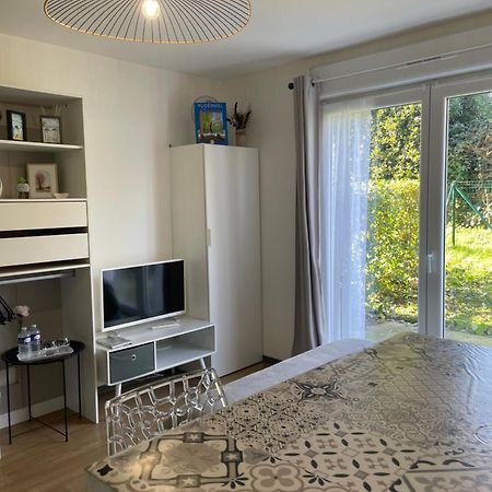 Le Jardin De Broceliande Apartment Ploermel Bagian luar foto