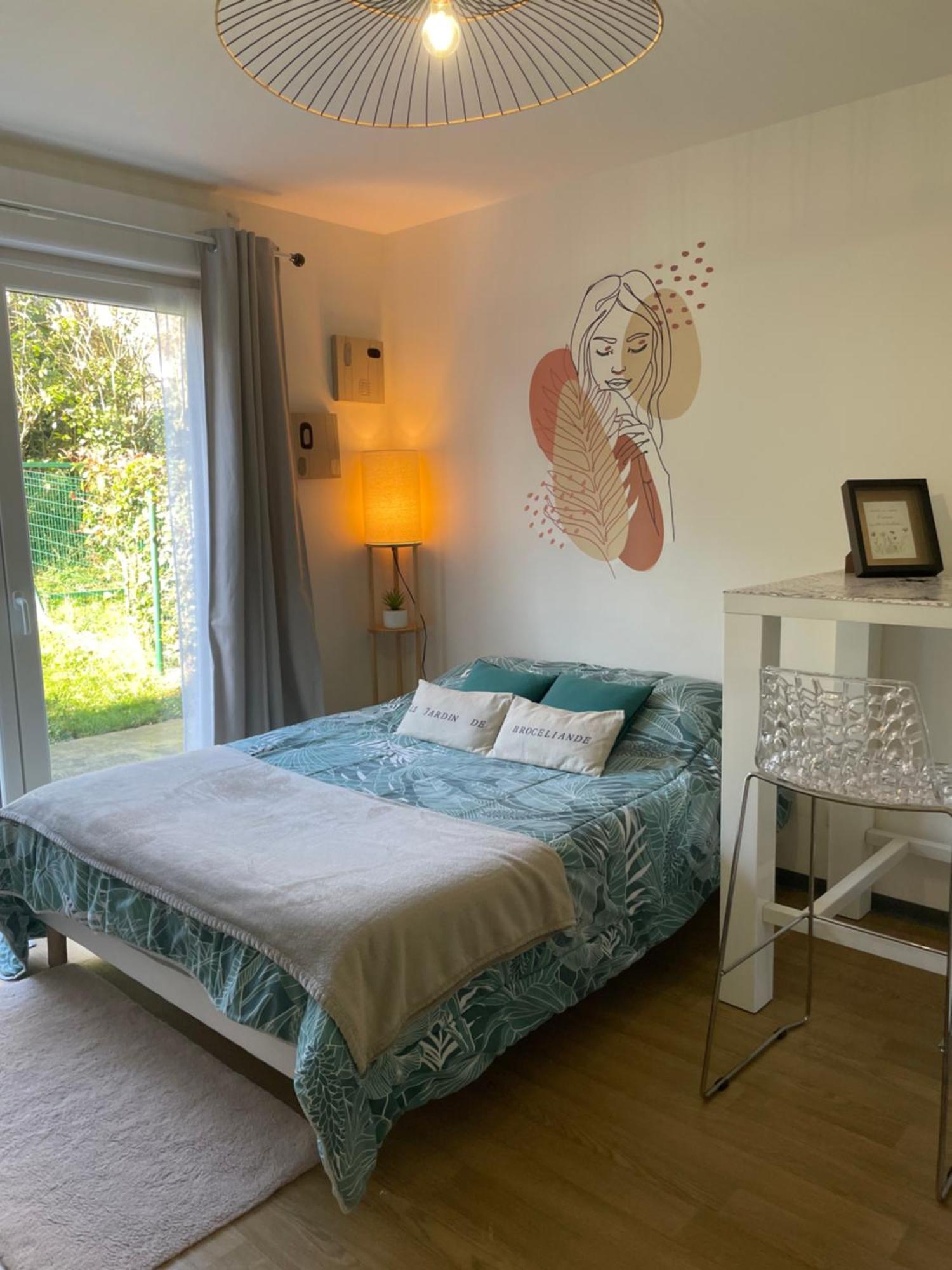 Le Jardin De Broceliande Apartment Ploermel Bagian luar foto
